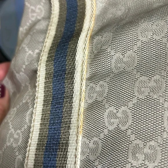 Gucci GG Silver Nylon open tote bag with green,blue,cream nylon stripes - Picture 12 of 17